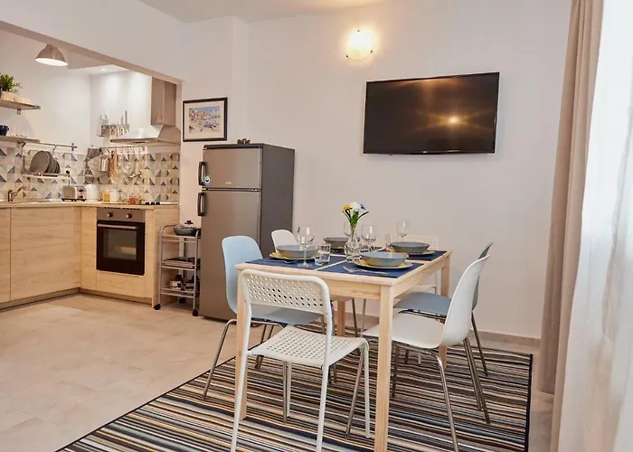 Brand New Lozenets Apt